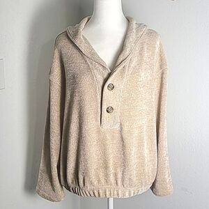 Chelsea & Theodore Camel Heather Pullover Sweater, Size Large